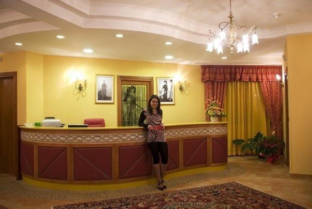 Hotel Duca Di Calabria Serra San Bruno Luaran gambar