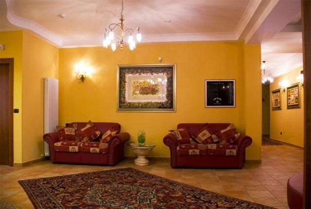 Hotel Duca Di Calabria Serra San Bruno Luaran gambar
