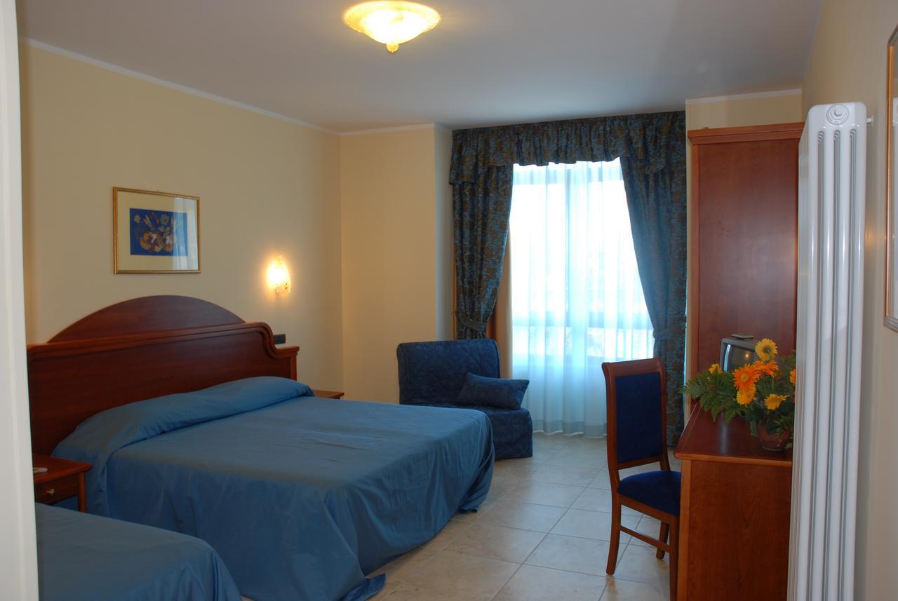 Hotel Duca Di Calabria Serra San Bruno Luaran gambar