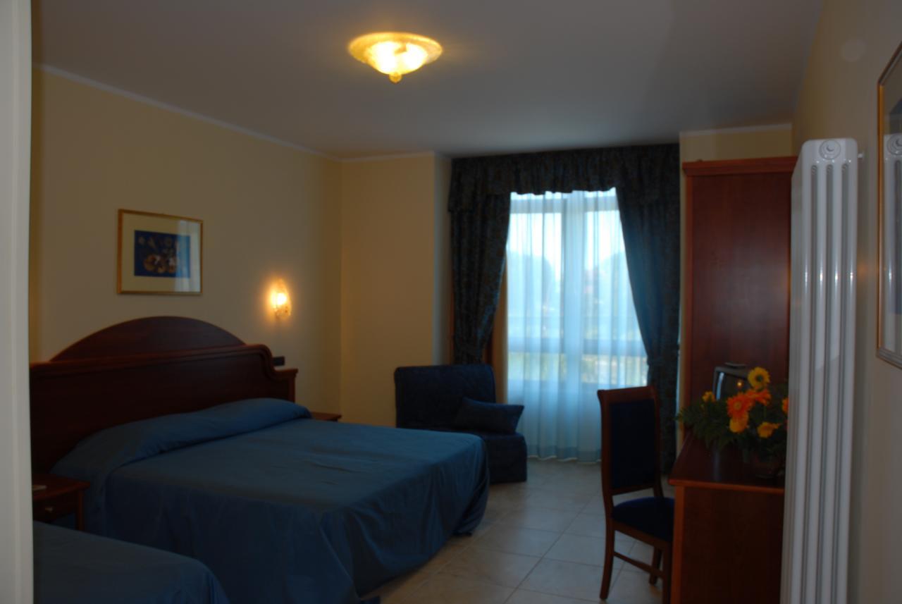 Hotel Duca Di Calabria Serra San Bruno Luaran gambar